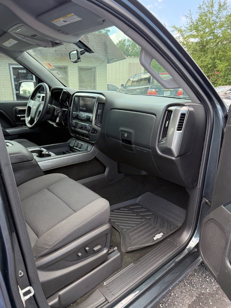 2017 Chevrolet Silverado 1500 LT - Photo 18