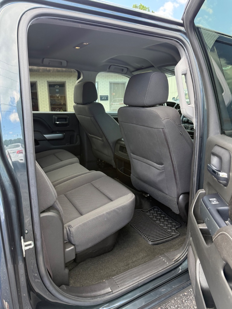 2017 Chevrolet Silverado 1500 LT - Photo 17