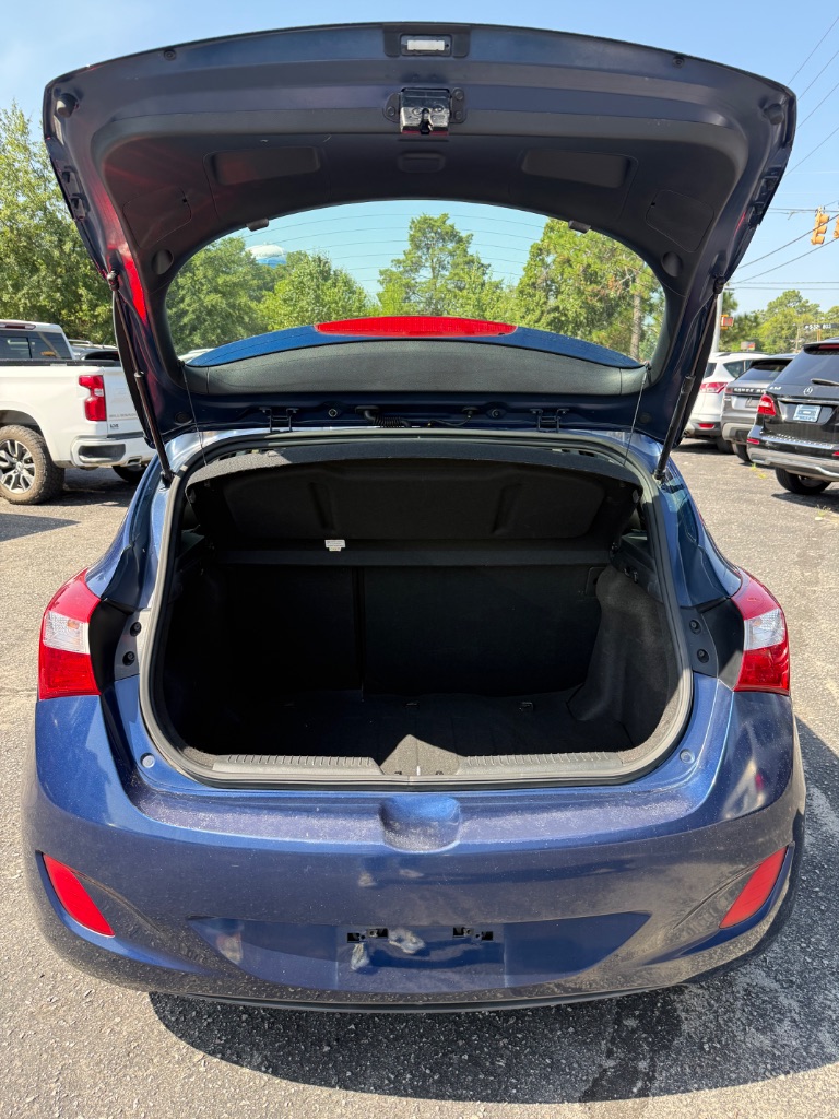 2013 Hyundai Elantra GT Base - Photo 16