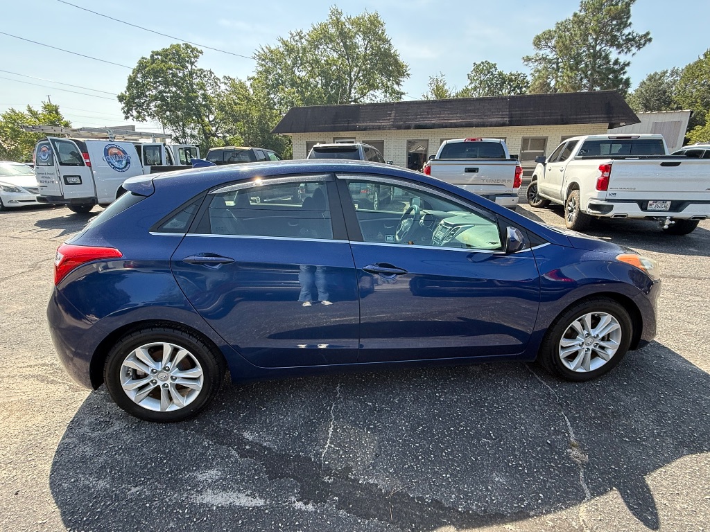 2013 Hyundai Elantra GT Base - Photo 7