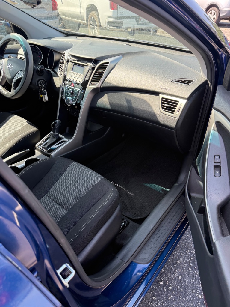 2013 Hyundai Elantra GT Base - Photo 19