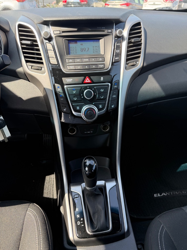 2013 Hyundai Elantra GT Base - Photo 13